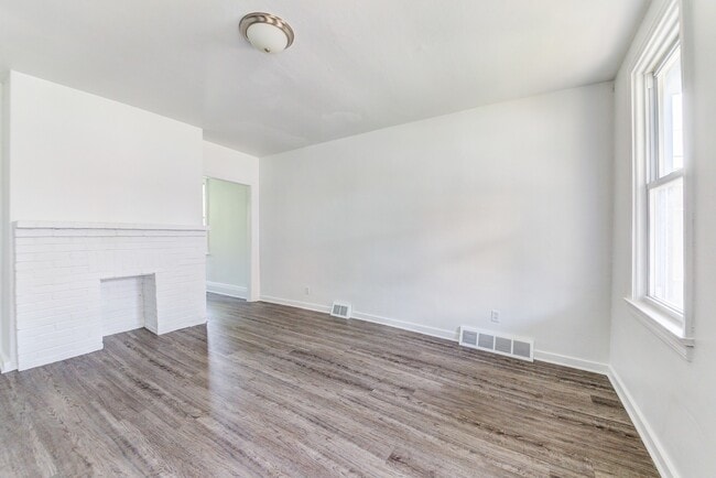 Photo - 20 Sylvania Ave