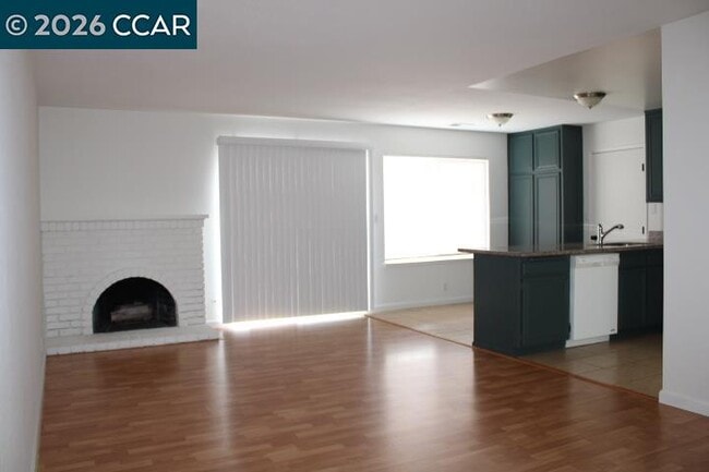 Photo - 2152 Blue Jay Cir