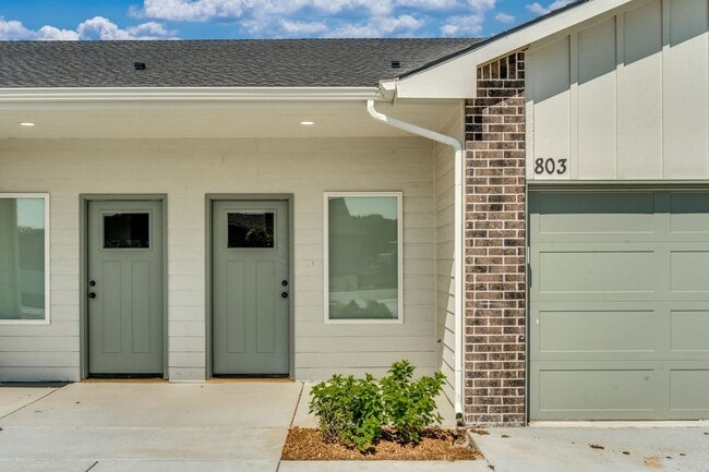 Building Photo - Fox Ridge Marley Rental