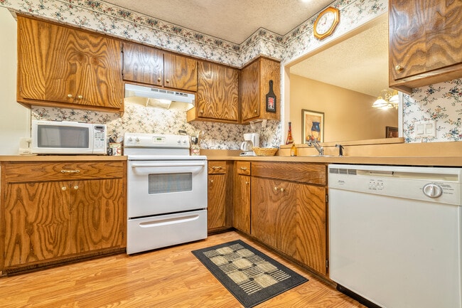 Photo - 16 Dulzura Ln