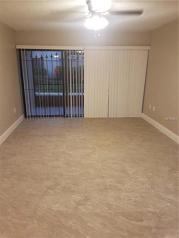 Living Room - 3244 S Semoran Blvd Unit 11