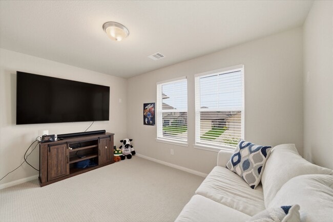 Photo - 21419 Waldenburg Pl