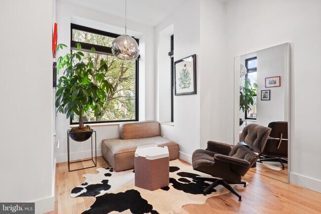 Photo - 1526 6th St NW