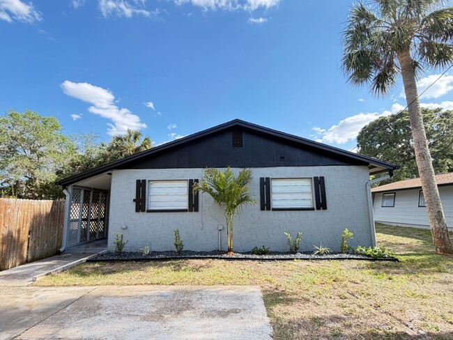 Building Photo - 5800 Virginia Ave