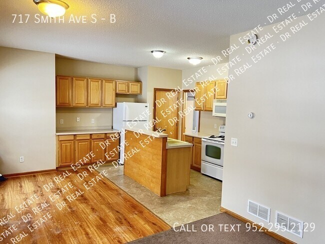 Photo - 717 Smith Ave S Unit B