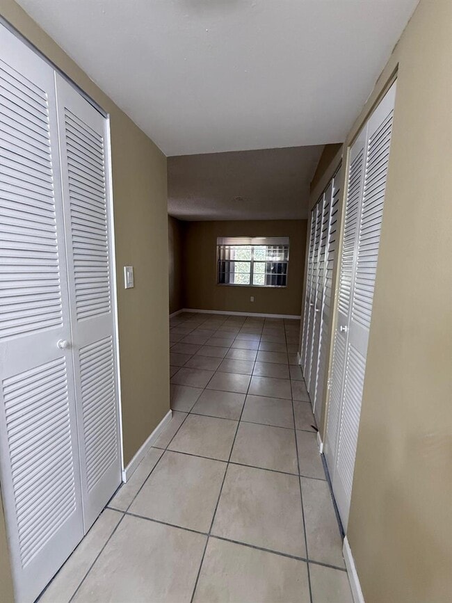 Photo - 4334 NW 9th Ave Unit .