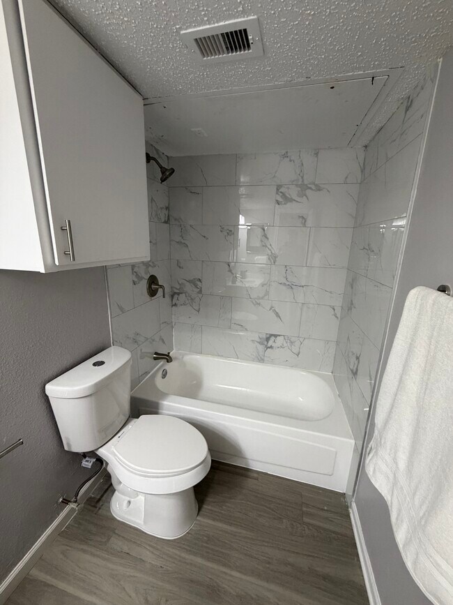 Photo - Fairway Greens Apartments