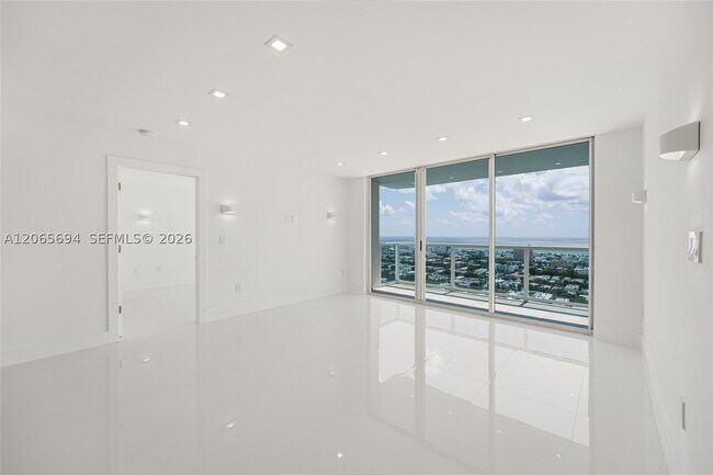 Photo - 650 West Dr Unit 3008