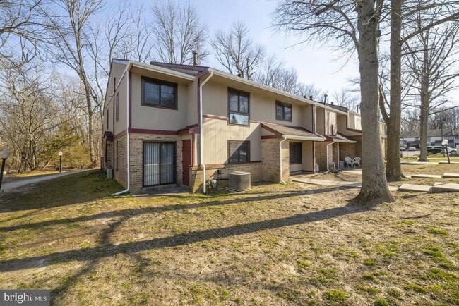 Building Photo - 909 Timber Creek Rd