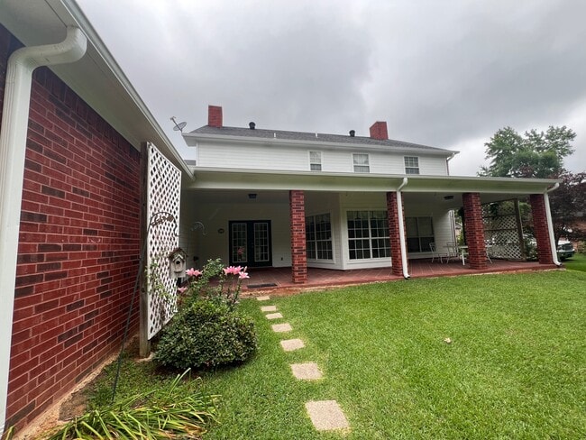 Photo - 5906 Winchester Dr