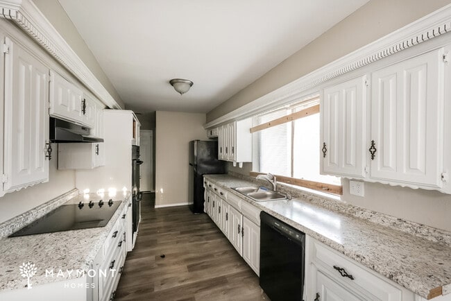 Photo - 11317 McCree Rd