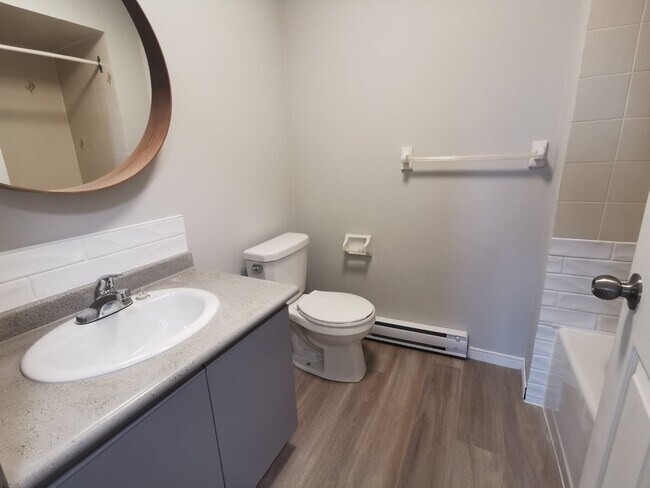 Photo - 104 Codrington St