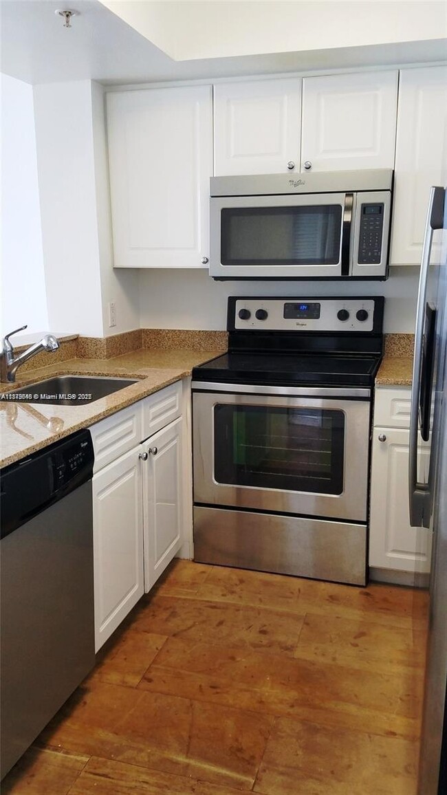 Photo - 1800 Sunset Harbour Dr Unidad 1109