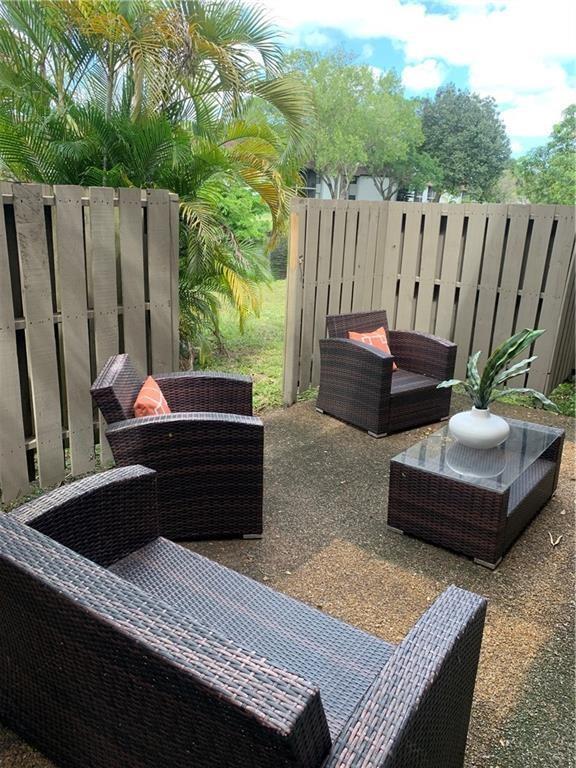 Photo - 870 NW 81st Ter