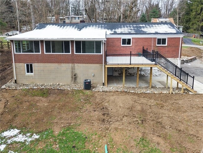 Photo - 2158 Reis Run Rd