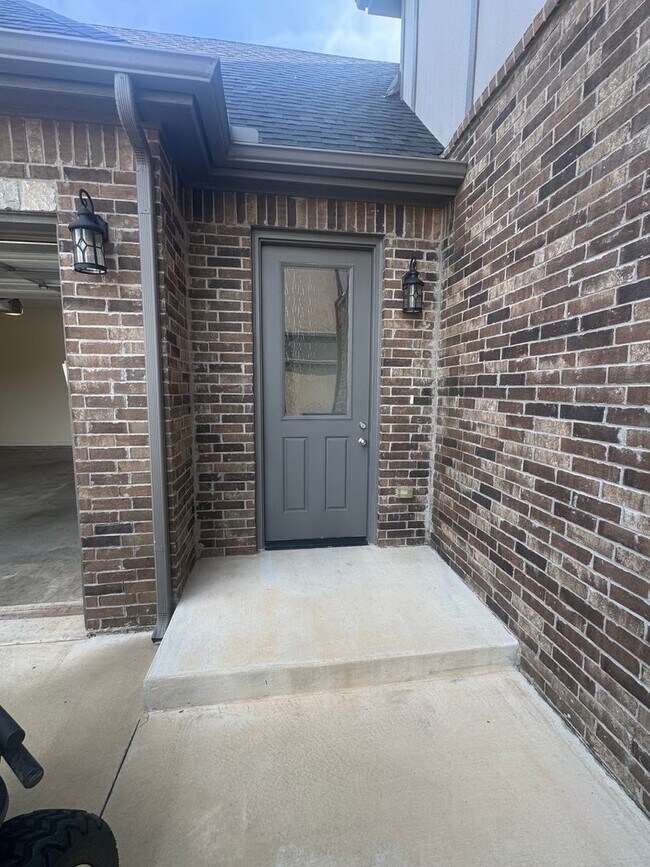 Photo - 4 bedroom, 2.5 bathroom, 2 car garage Gated Neighborhood