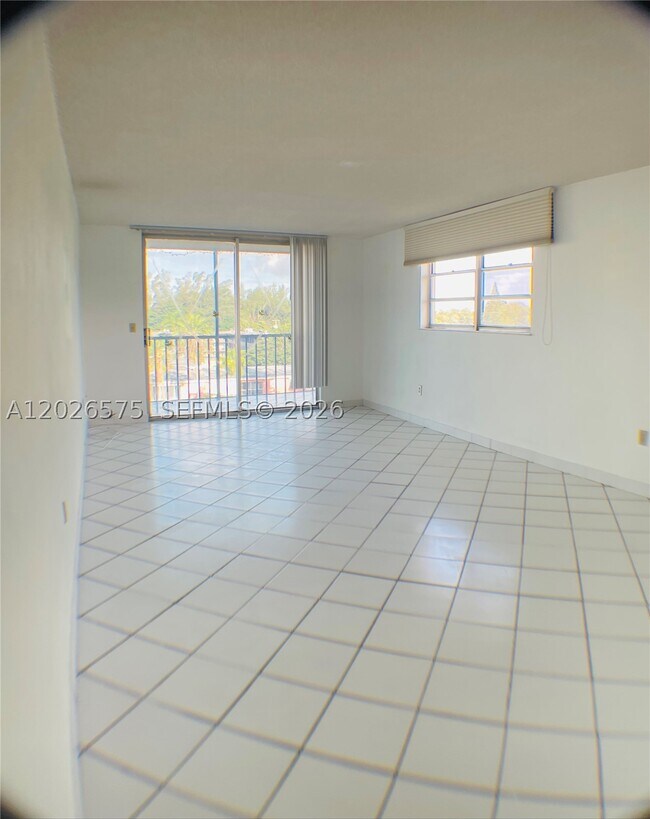 Photo - 12590 NE 16th Ave Unit 610