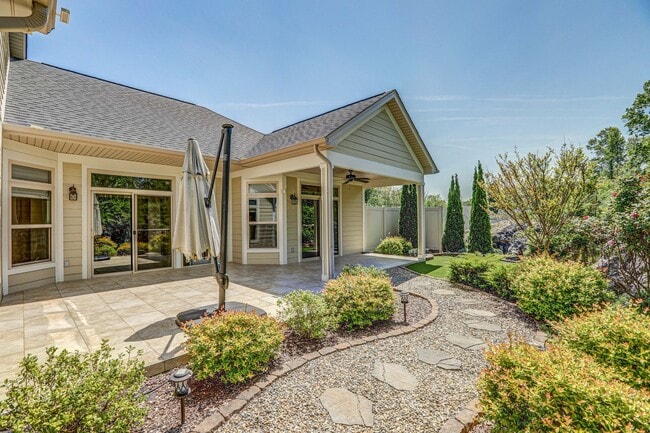 Photo - Cottages at Feathers Chapel