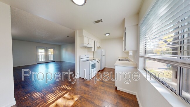 Photo - 3080 Catalpa Ct Condominio