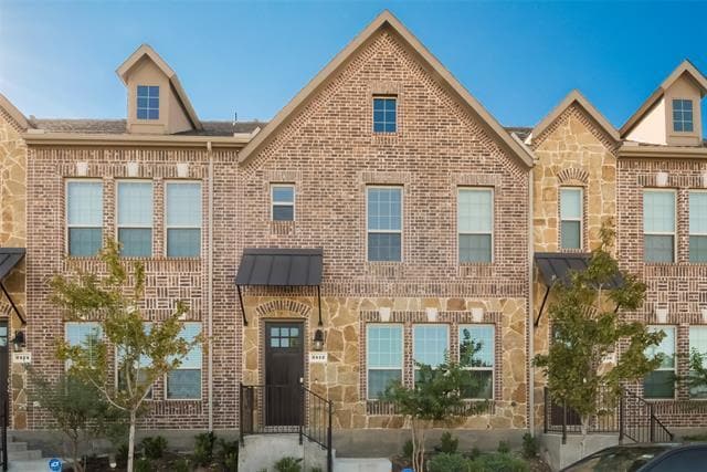 Photo - 2412 Eureka Wy