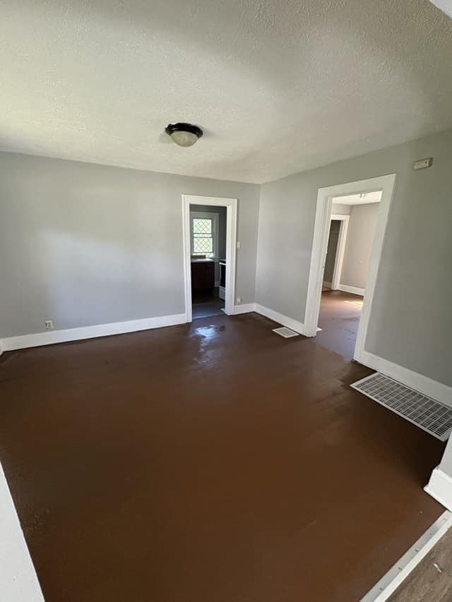 238 W Peoria Ave