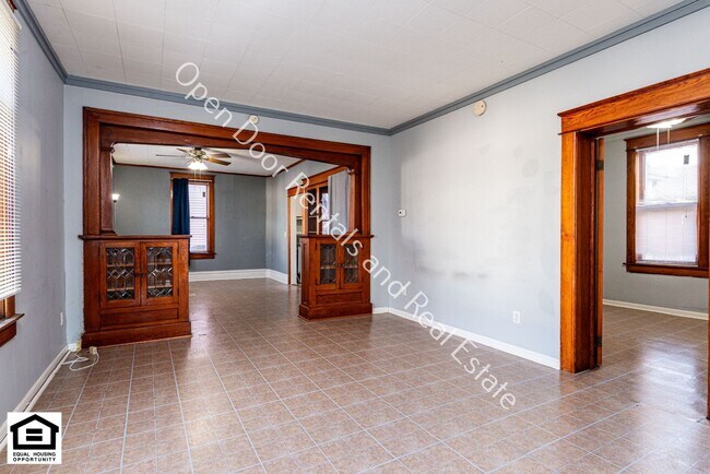 Photo - 928 Putnam St Unit 928 Putnam St