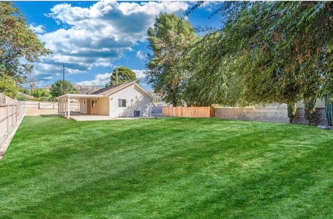 Photo - 10824 Foothill Blvd