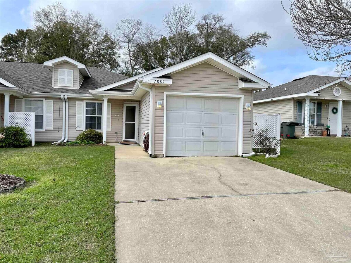 Photo - 7889 Stonebrook Dr House