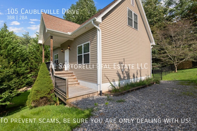 Photo - 105 Caubleville Dr