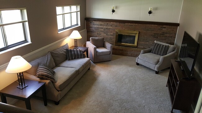 Photo - 8174 Maddox Dr