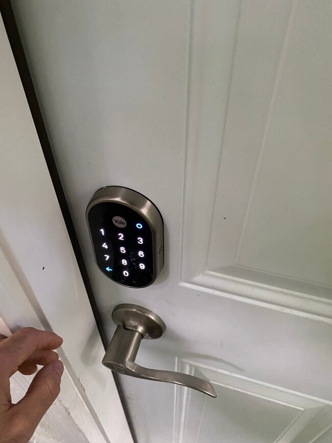 Photo - 225 S Germantown Rd Unit B