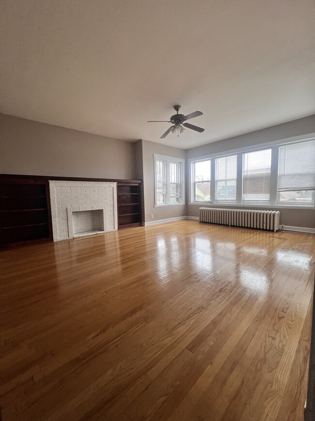 Photo - 5318 W Foster Ave Unit 2