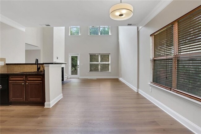 Photo - 1440 Buckskin Trail