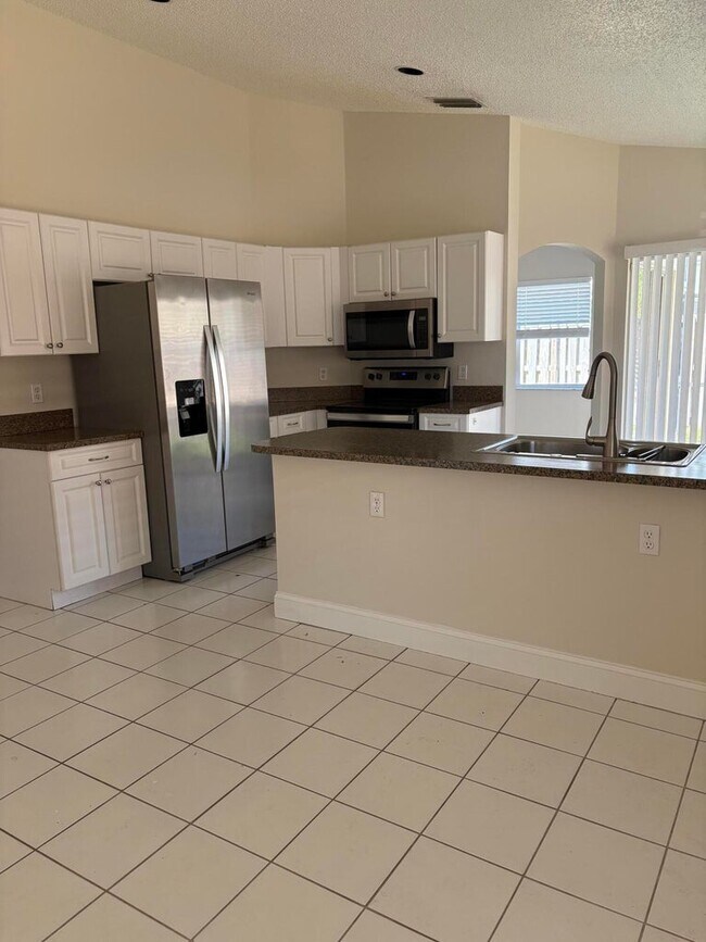 Photo - 10749 Cypress Lake Terrace