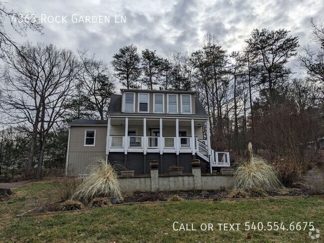 Building Photo - Charming Dutch Colonial in the County Rental