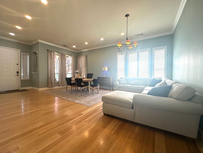 Photo - Gorgeous single story with Pool!