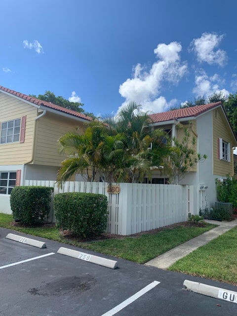 Photo - 260 Seabreeze Cir Townhome