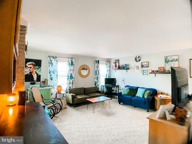 Photo - 227 N Main St Unit B