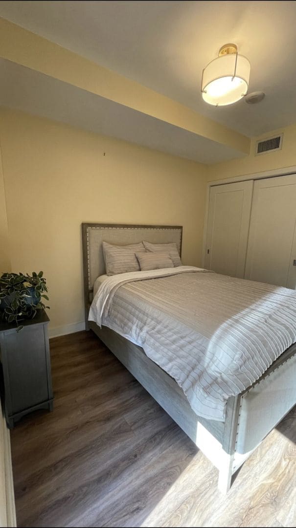 Photo - 1320 Fenwick Ln