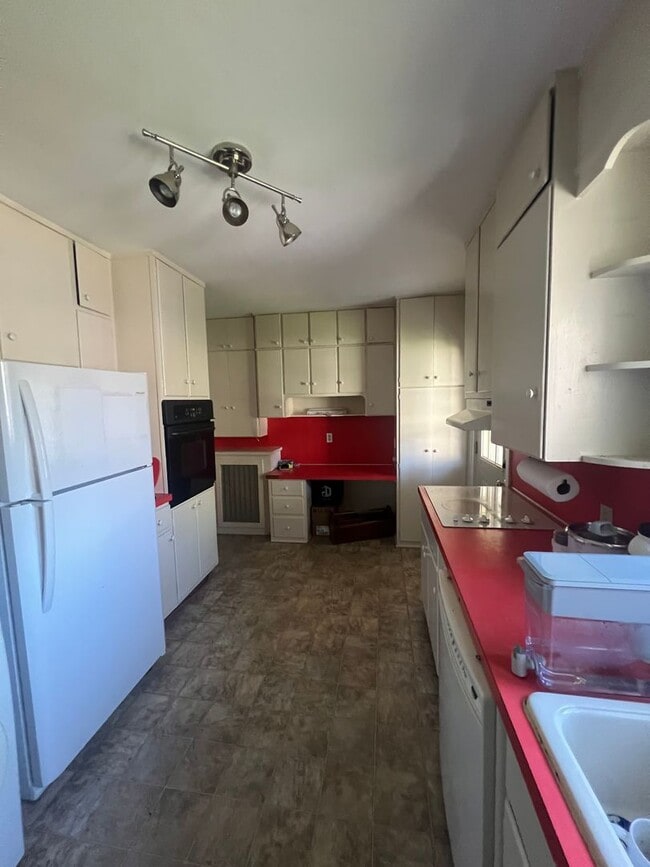 Photo - 148 W High St Unit Apt 1