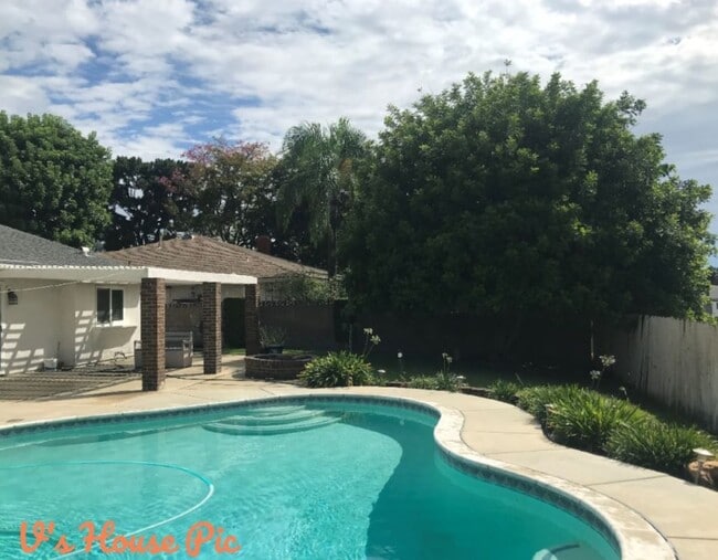 Photo - 928 Jefferson St
