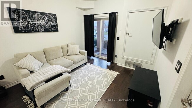 Photo - 1370 Costigan Rd Unit 107