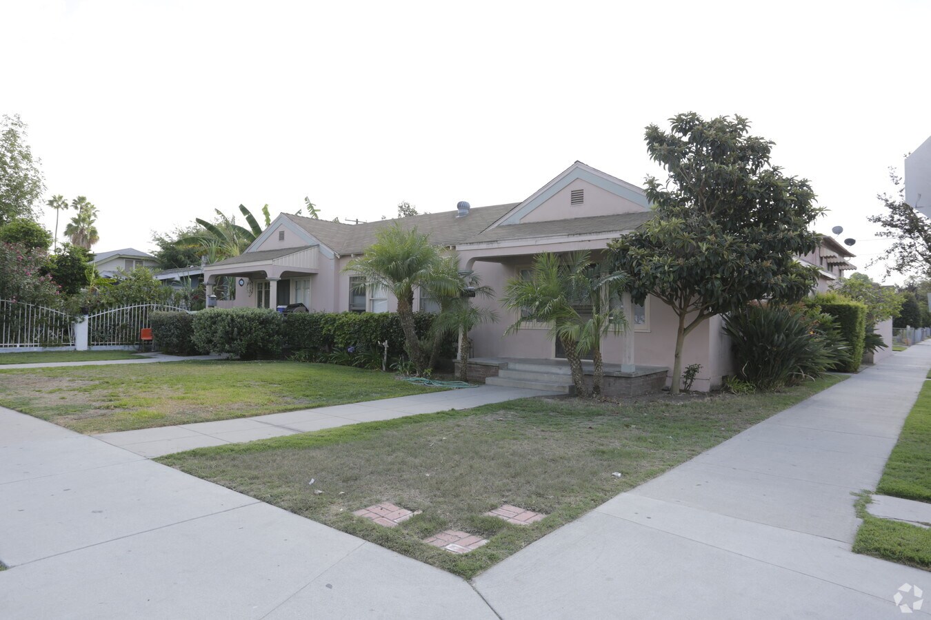 Photo - Wilhelmina Apartments