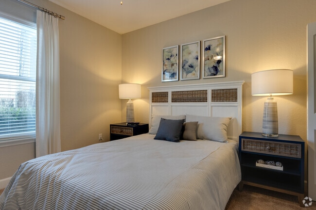 2BR - 2BA