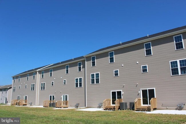 Photo - 82 Filbert Dr