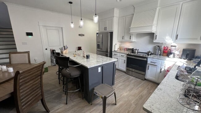 Photo - 19 Bridgefield Ct