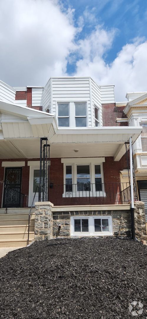 Building Photo - Large and Beautiful West Philadelphia Rental