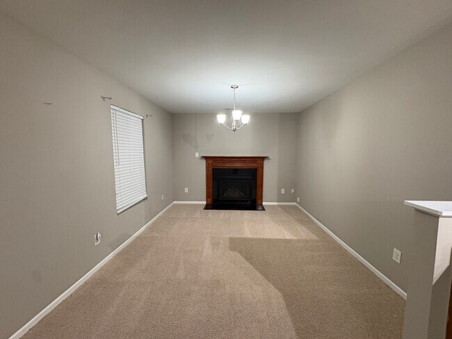 Photo - 722 Sinclair Dr