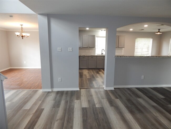 Photo - 3030 Rainmont Ln