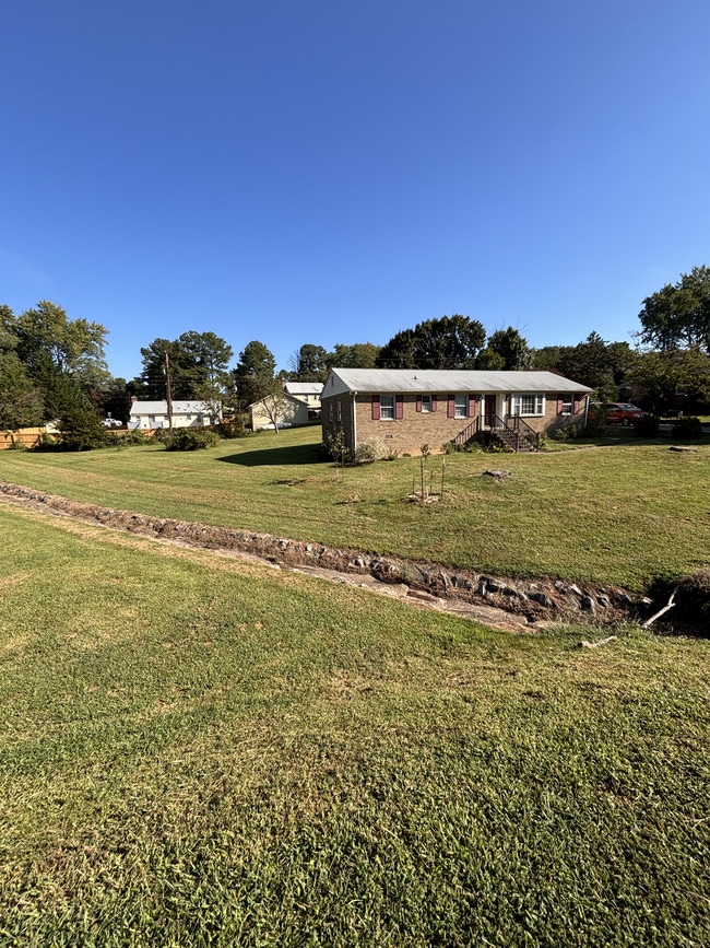 10516 Greglynn Rd